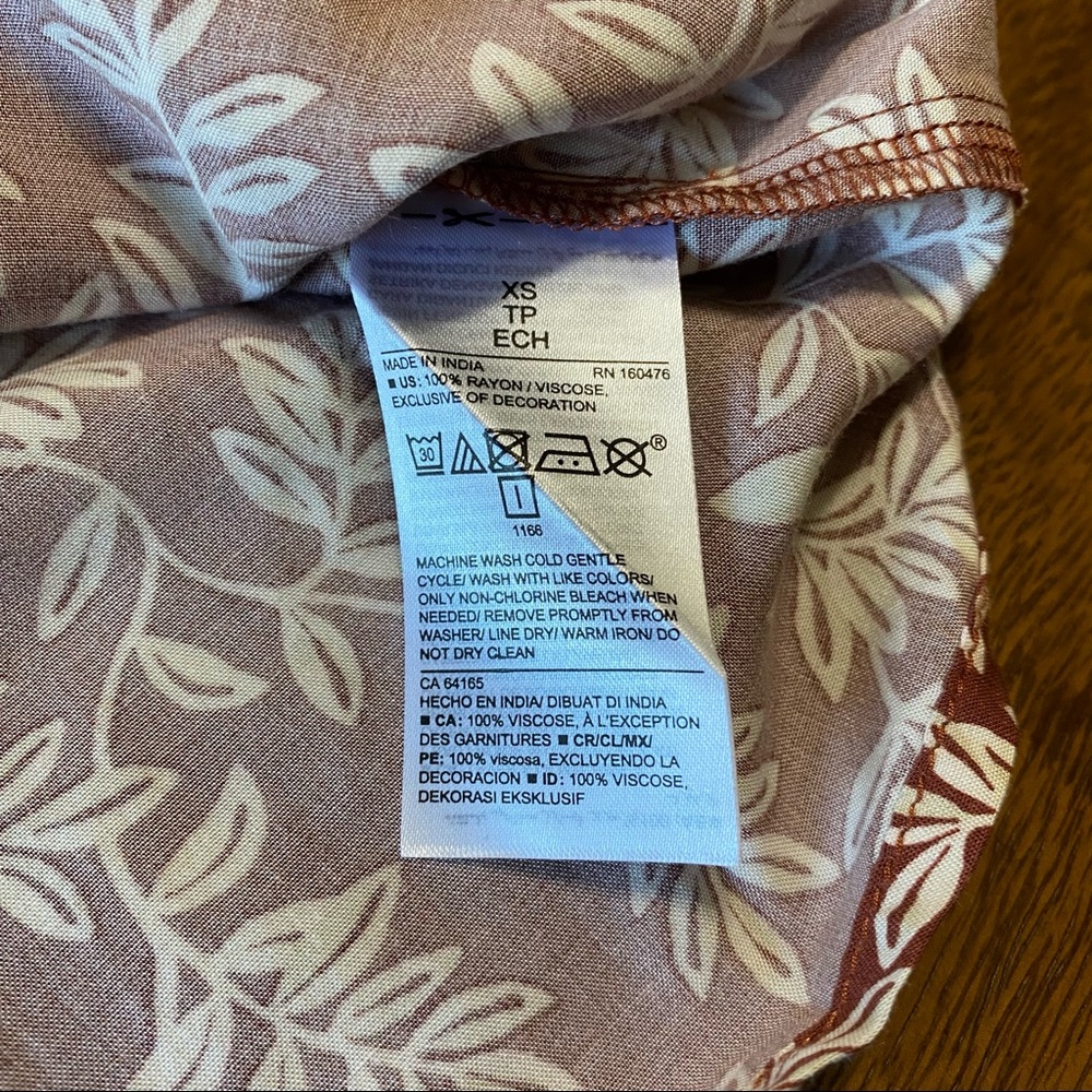 Old Navy Fall Top - Picture 11 of 11